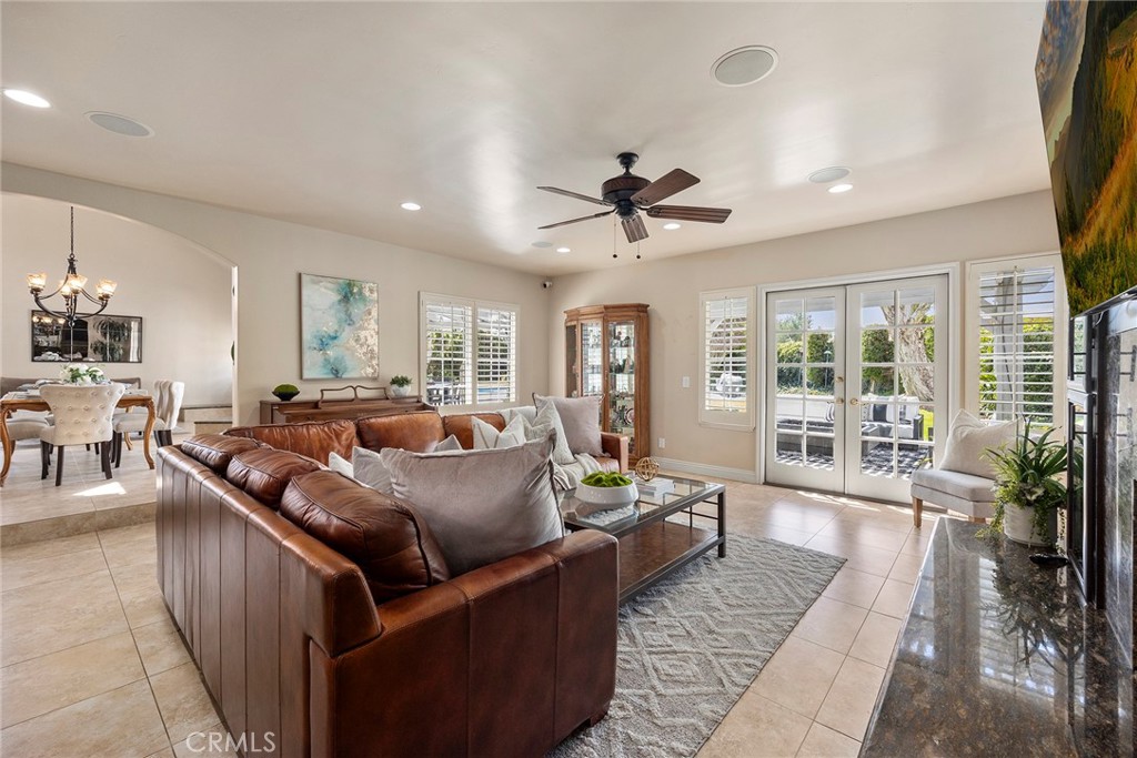 4945 Silver Spur Lane