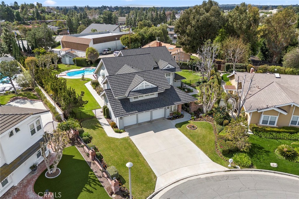 4945 Silver Spur Lane