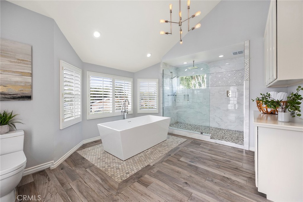 4945 Silver Spur Lane