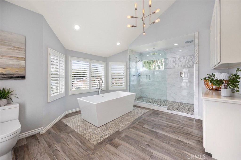 4945 Silver Spur Lane