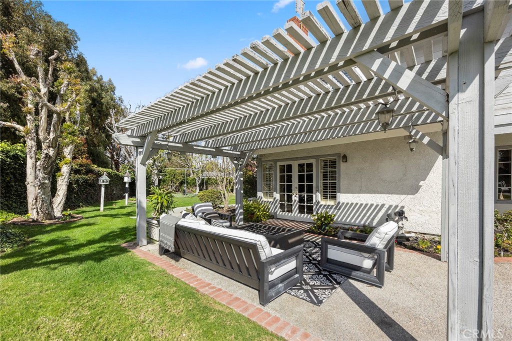 4945 Silver Spur Lane