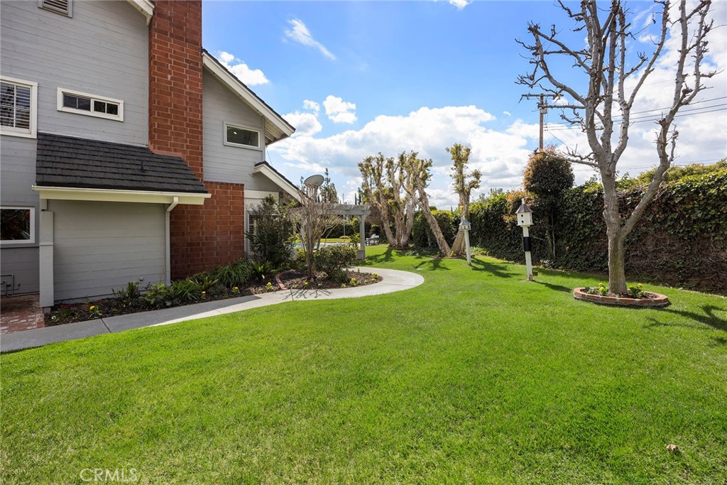 4945 Silver Spur Lane