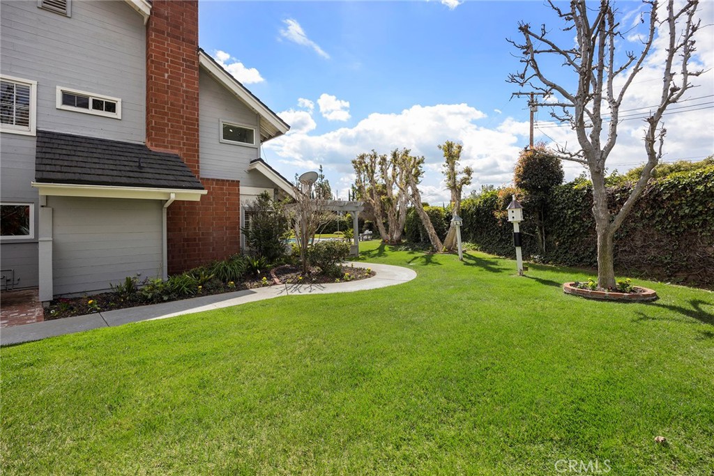 4945 Silver Spur Lane