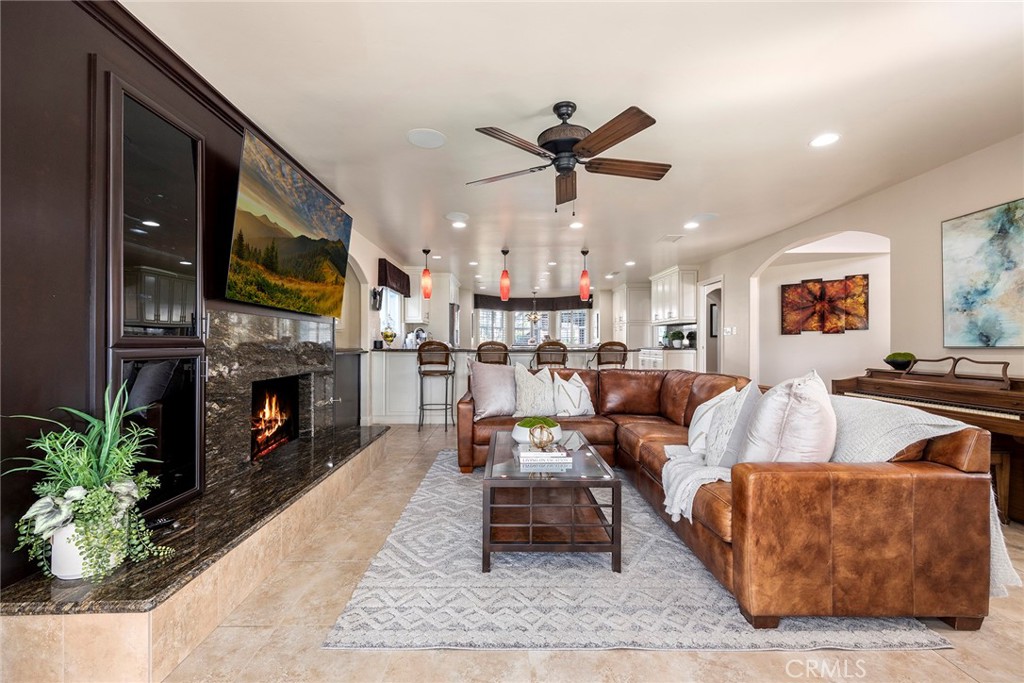 4945 Silver Spur Lane