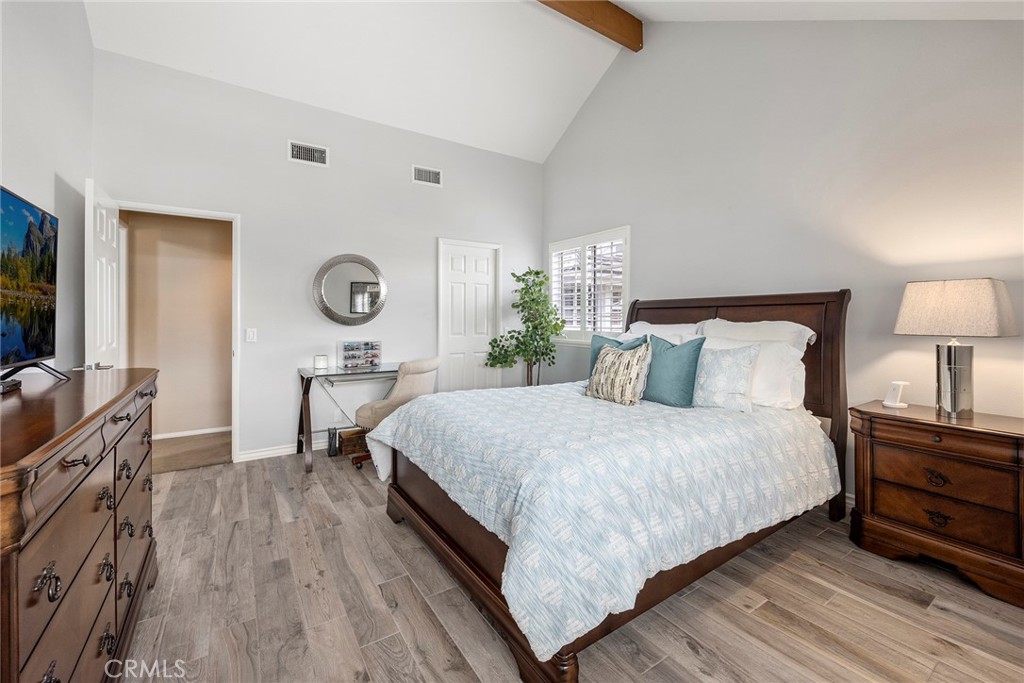 4945 Silver Spur Lane