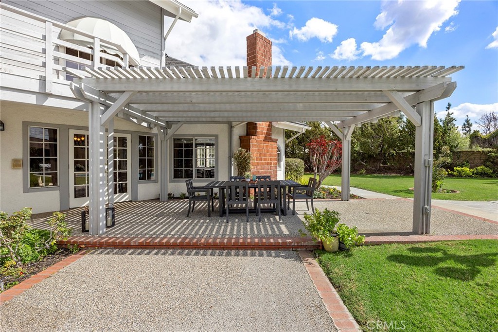 4945 Silver Spur Lane