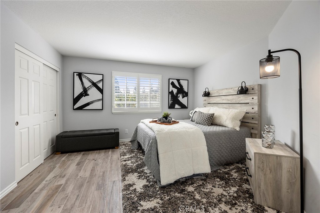 4945 Silver Spur Lane