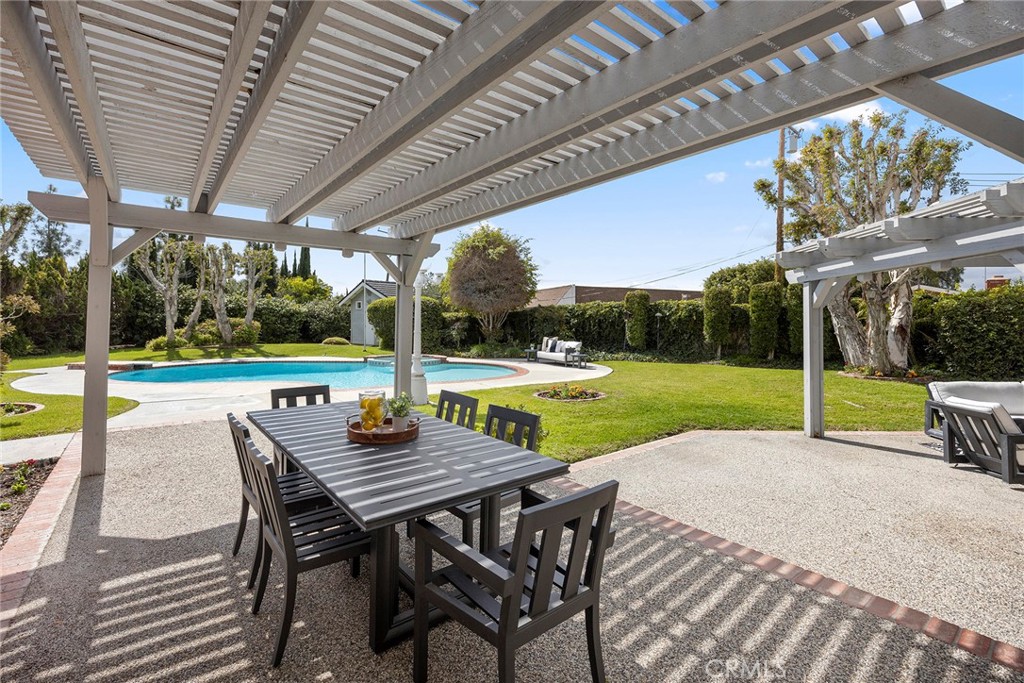 4945 Silver Spur Lane