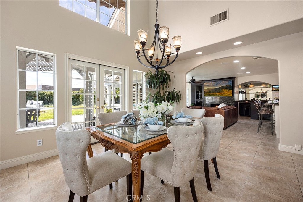 4945 Silver Spur Lane