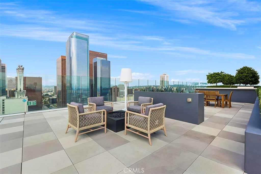 400 S Broadway 1701