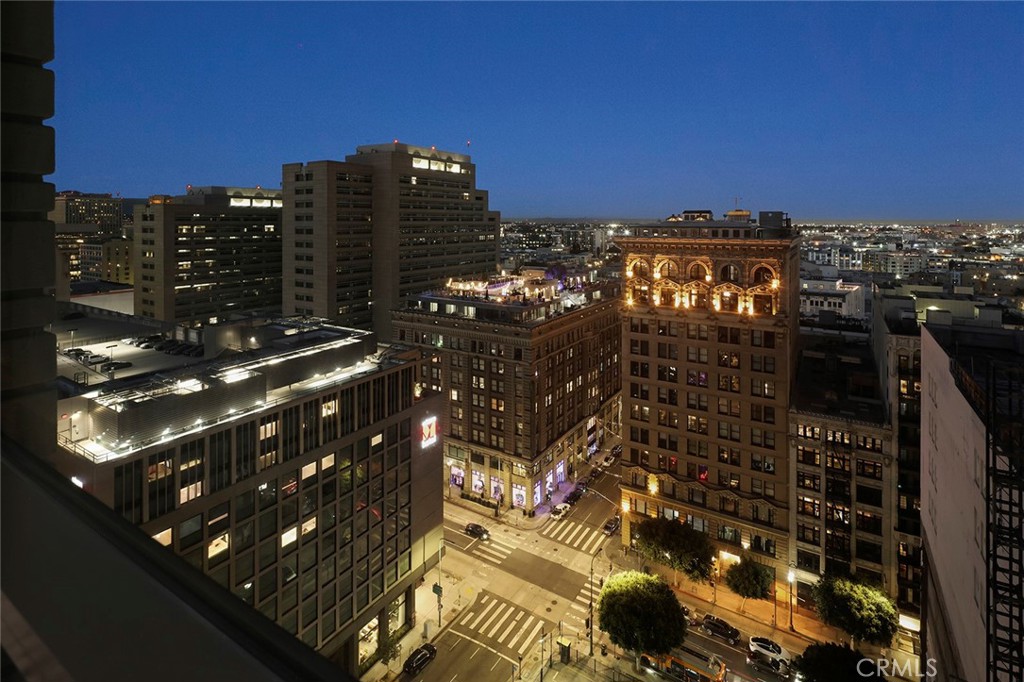 400 S Broadway 1701