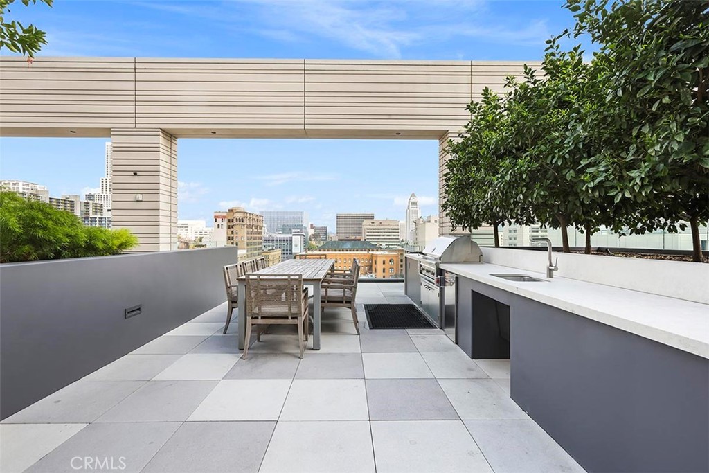 400 S Broadway 1701