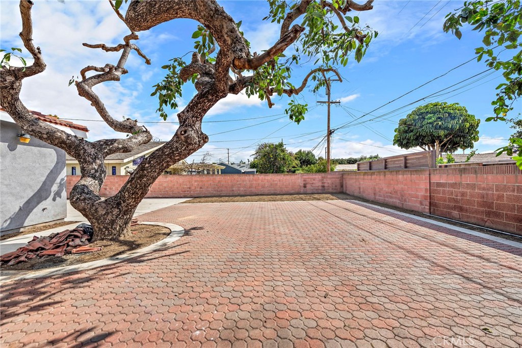 730 W Columbia Street