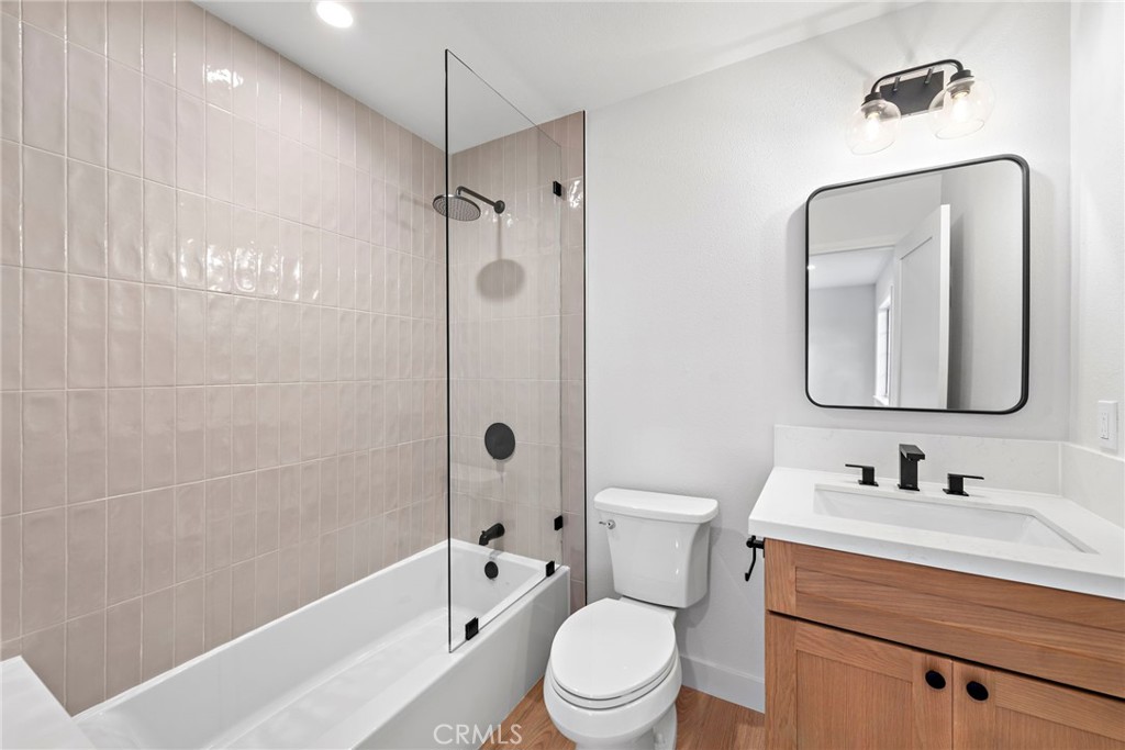 730 W Columbia Street