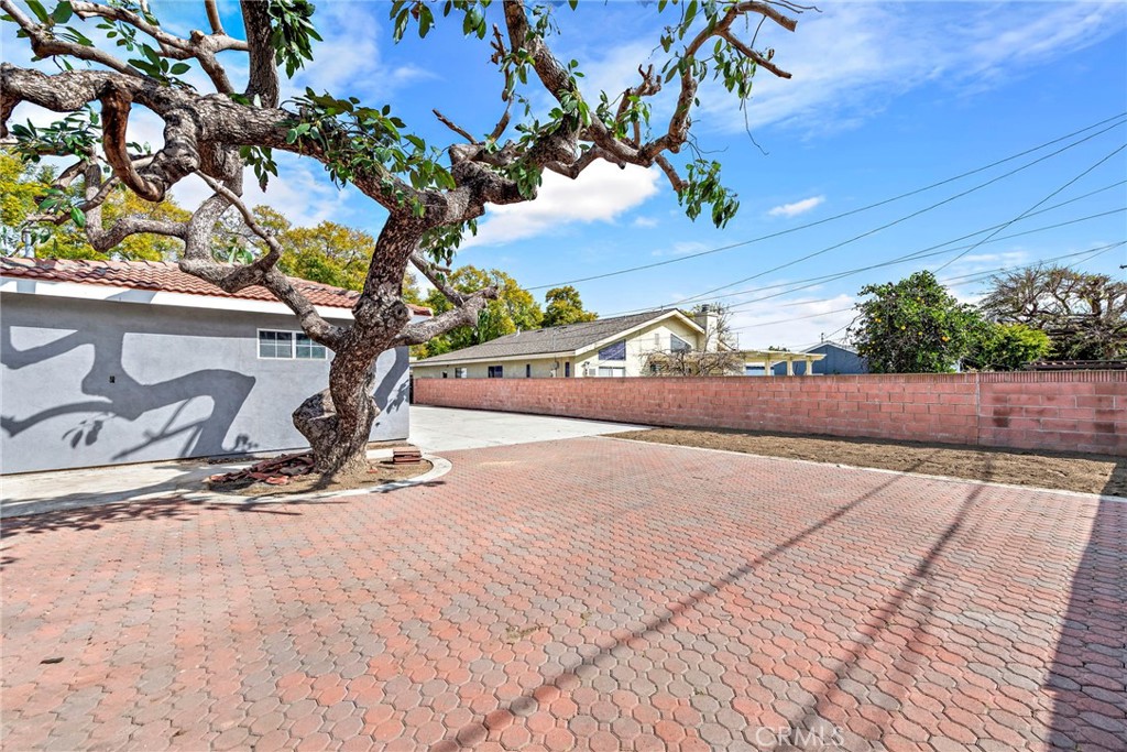 730 W Columbia Street