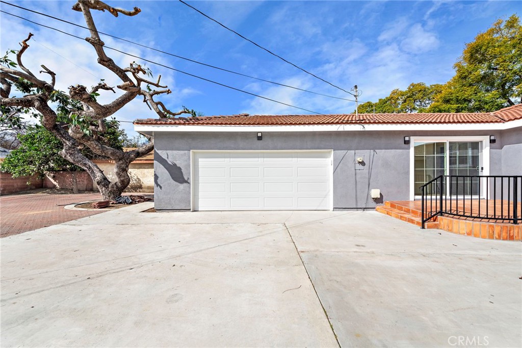 730 W Columbia Street