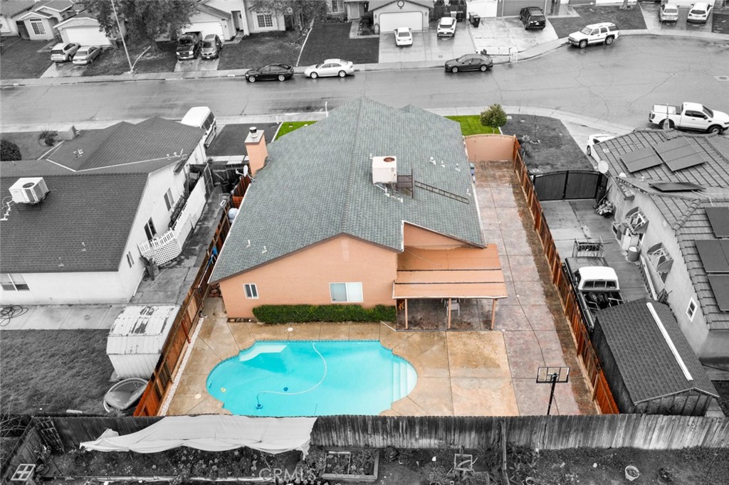 6912 Oak Forest Court