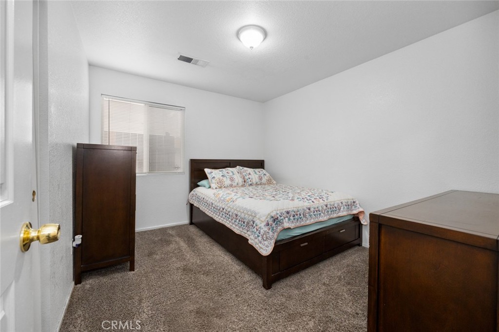 6912 Oak Forest Court