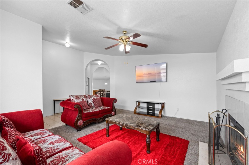 6912 Oak Forest Court