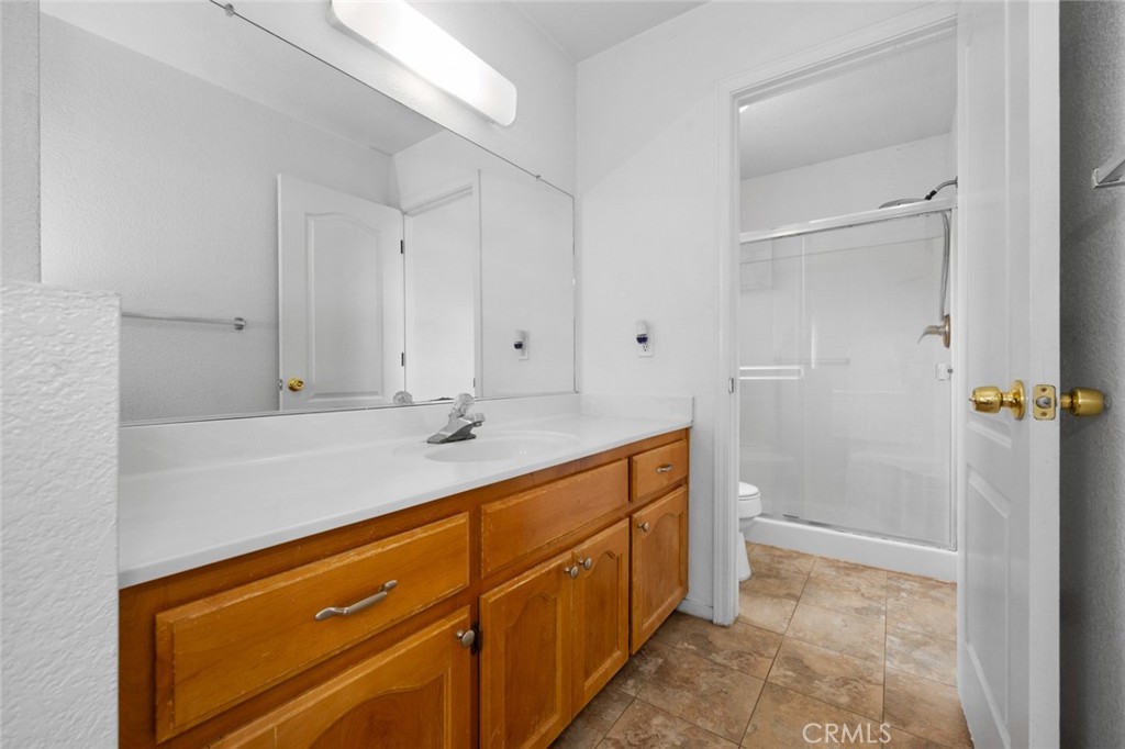 6912 Oak Forest Court