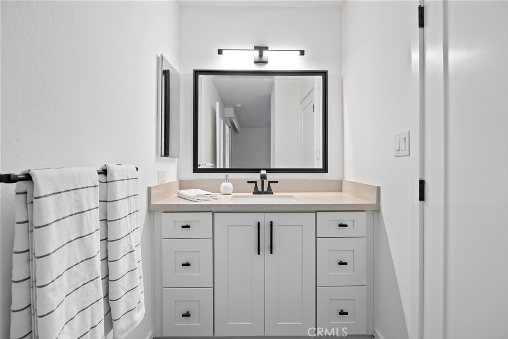 1345 Cabrillo Park Drive D09