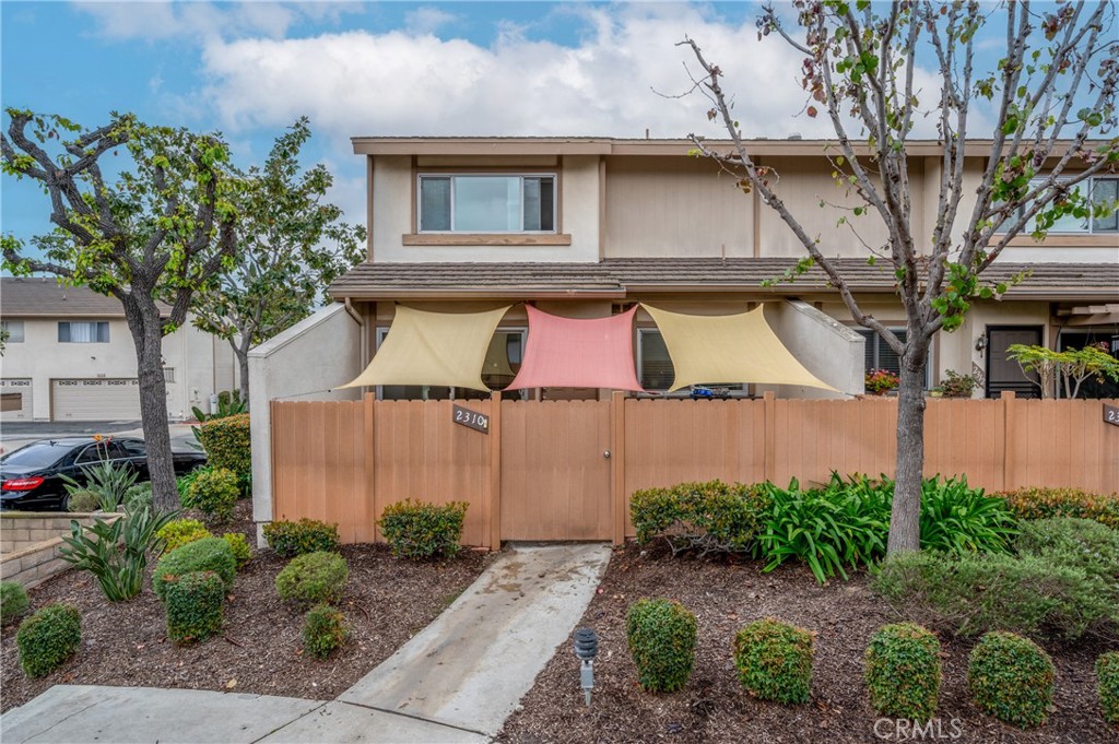 2310 Conejo Lane 34
