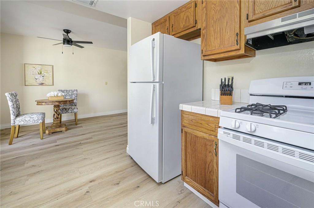 1044 LAGUNA Drive 17