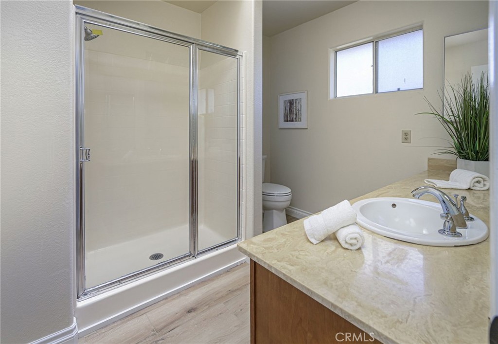 1044 LAGUNA Drive 17