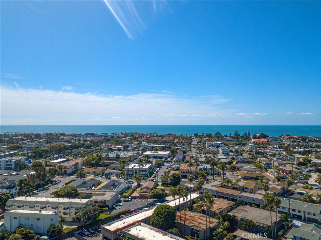 1044 LAGUNA Drive 17