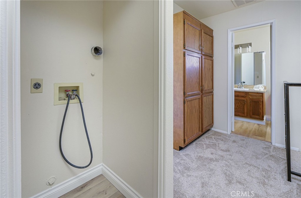 1044 LAGUNA Drive 17