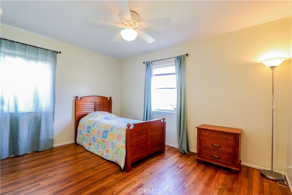 5322 E Parkcrest Street