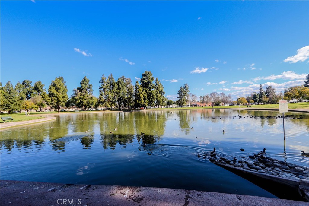 5322 E Parkcrest Street