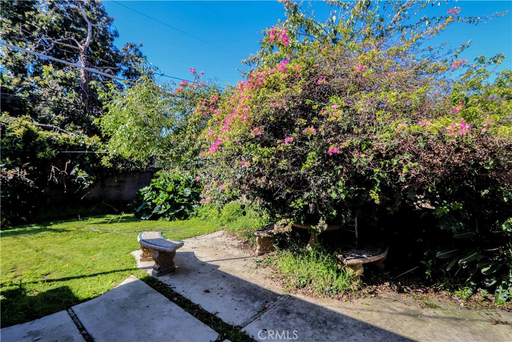 5322 E Parkcrest Street