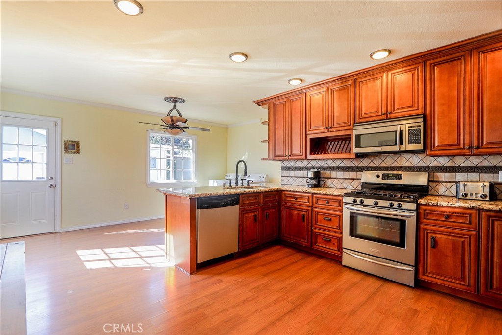 5322 E Parkcrest Street