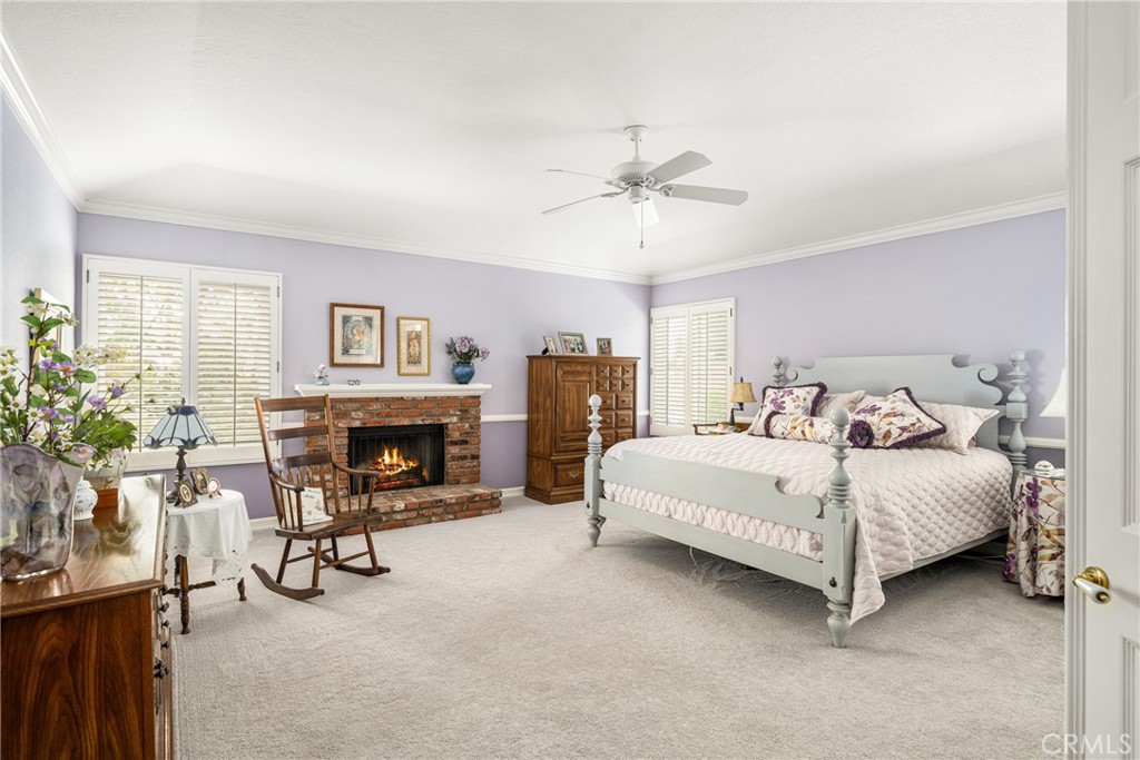 4349 Smoketree Avenue