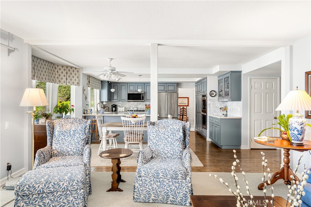 4349 Smoketree Avenue