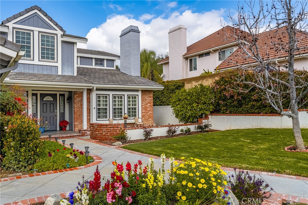 4349 Smoketree Avenue