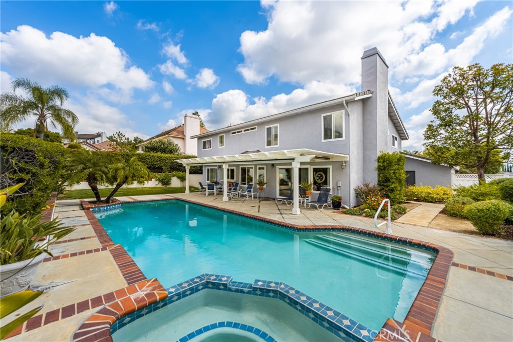 4349 Smoketree Avenue