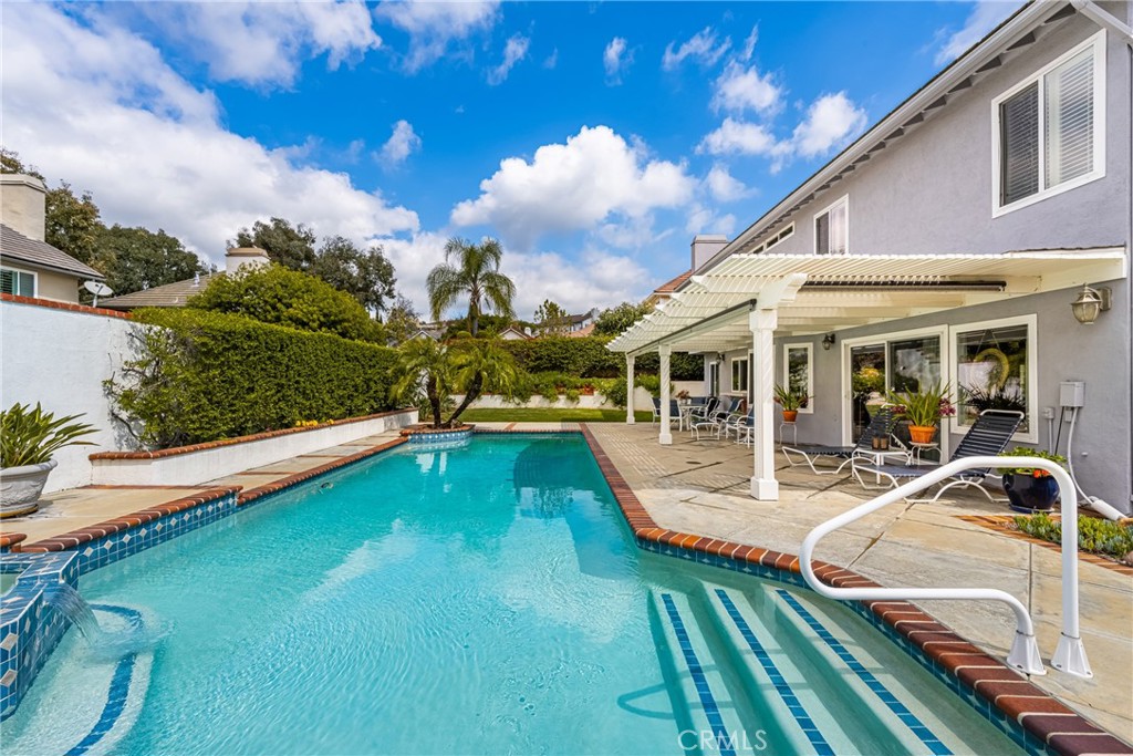 4349 Smoketree Avenue