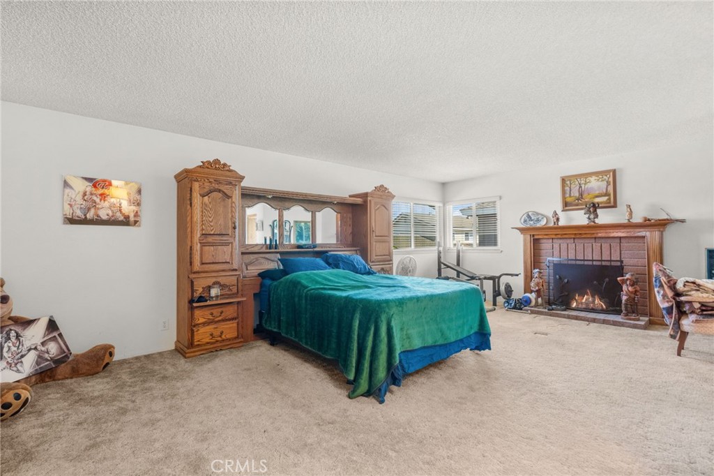 8555 Garfield Avenue