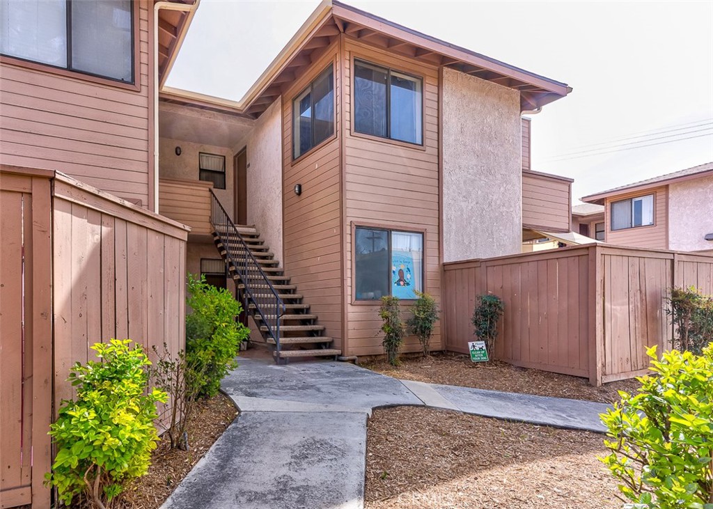 1329 Massachusetts Avenue 201