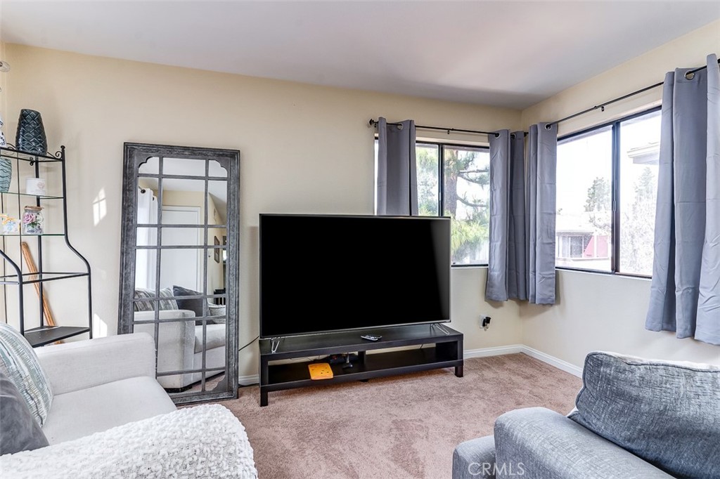 1329 Massachusetts Avenue 201