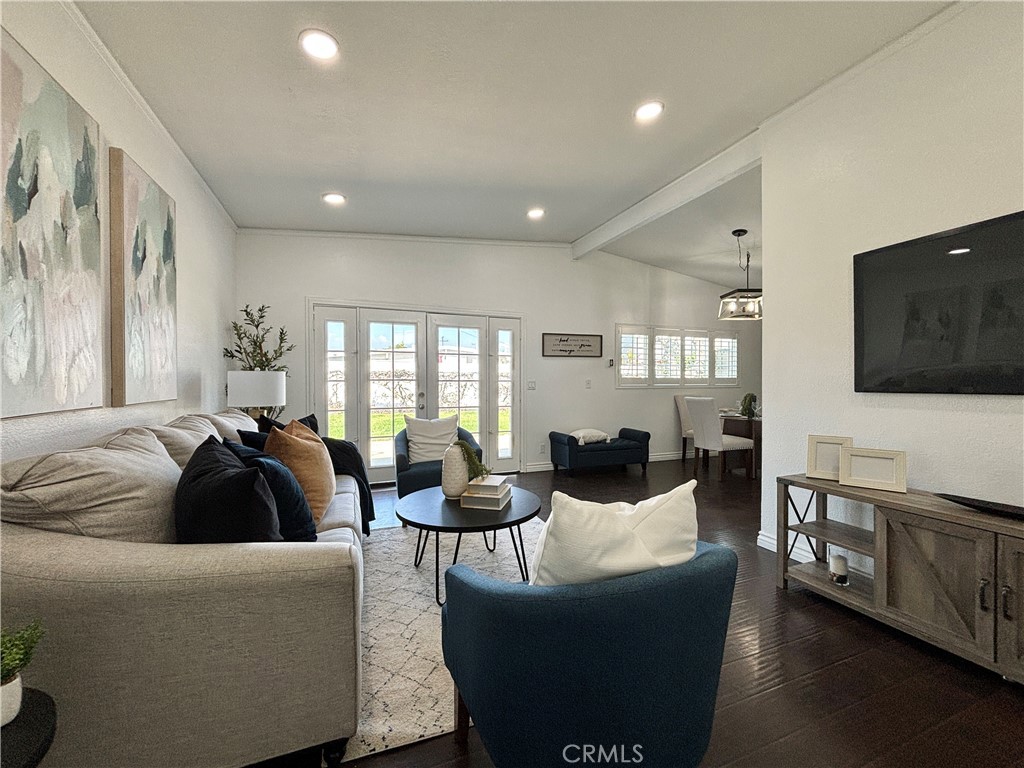 1277 Millbury Avenue