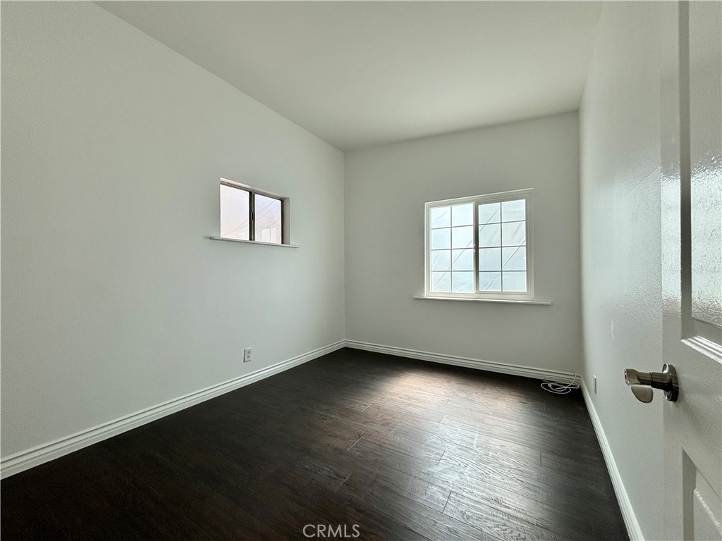 1277 Millbury Avenue