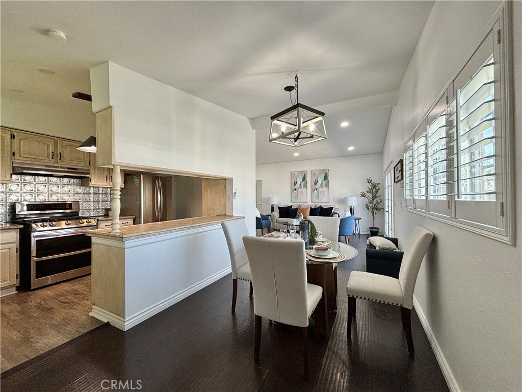 1277 Millbury Avenue