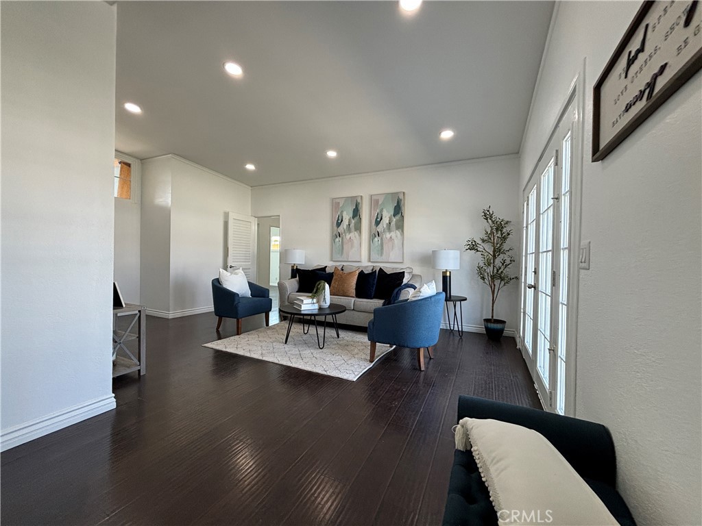 1277 Millbury Avenue