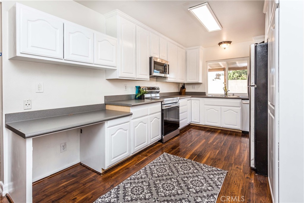 1757 N Oak Knoll Drive