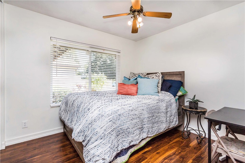 1757 N Oak Knoll Drive