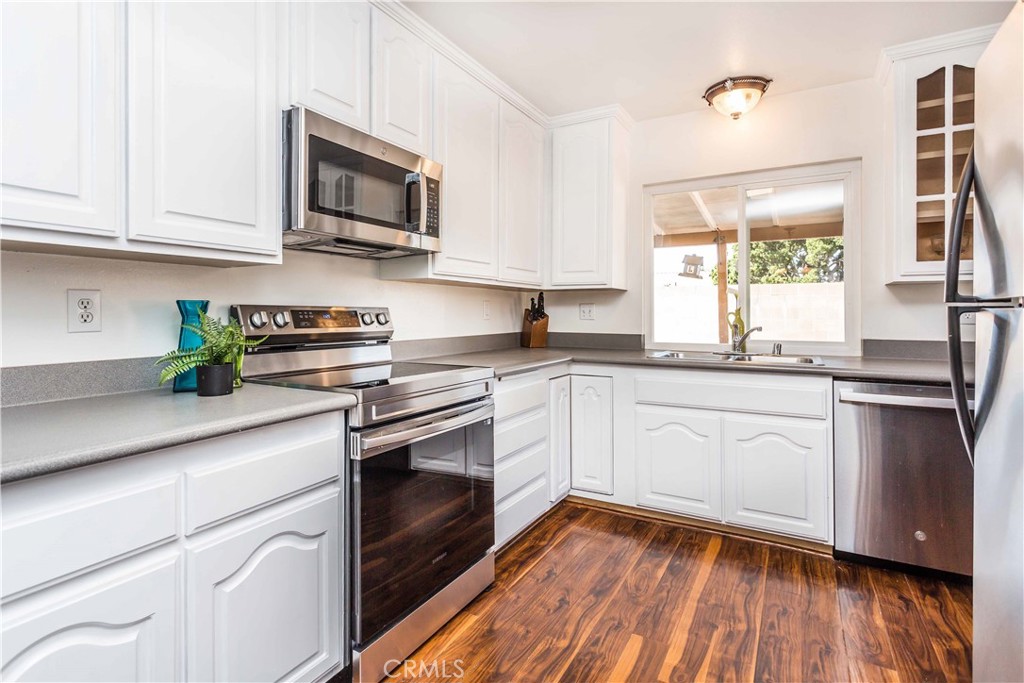 1757 N Oak Knoll Drive