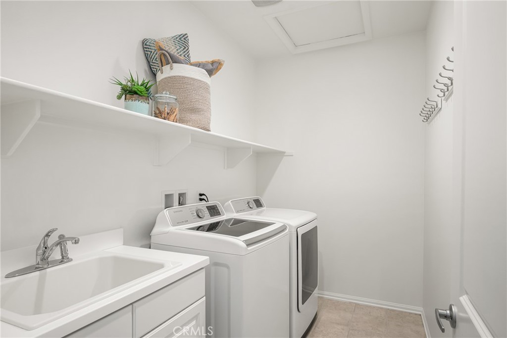 2956 Villa Catalonia Court